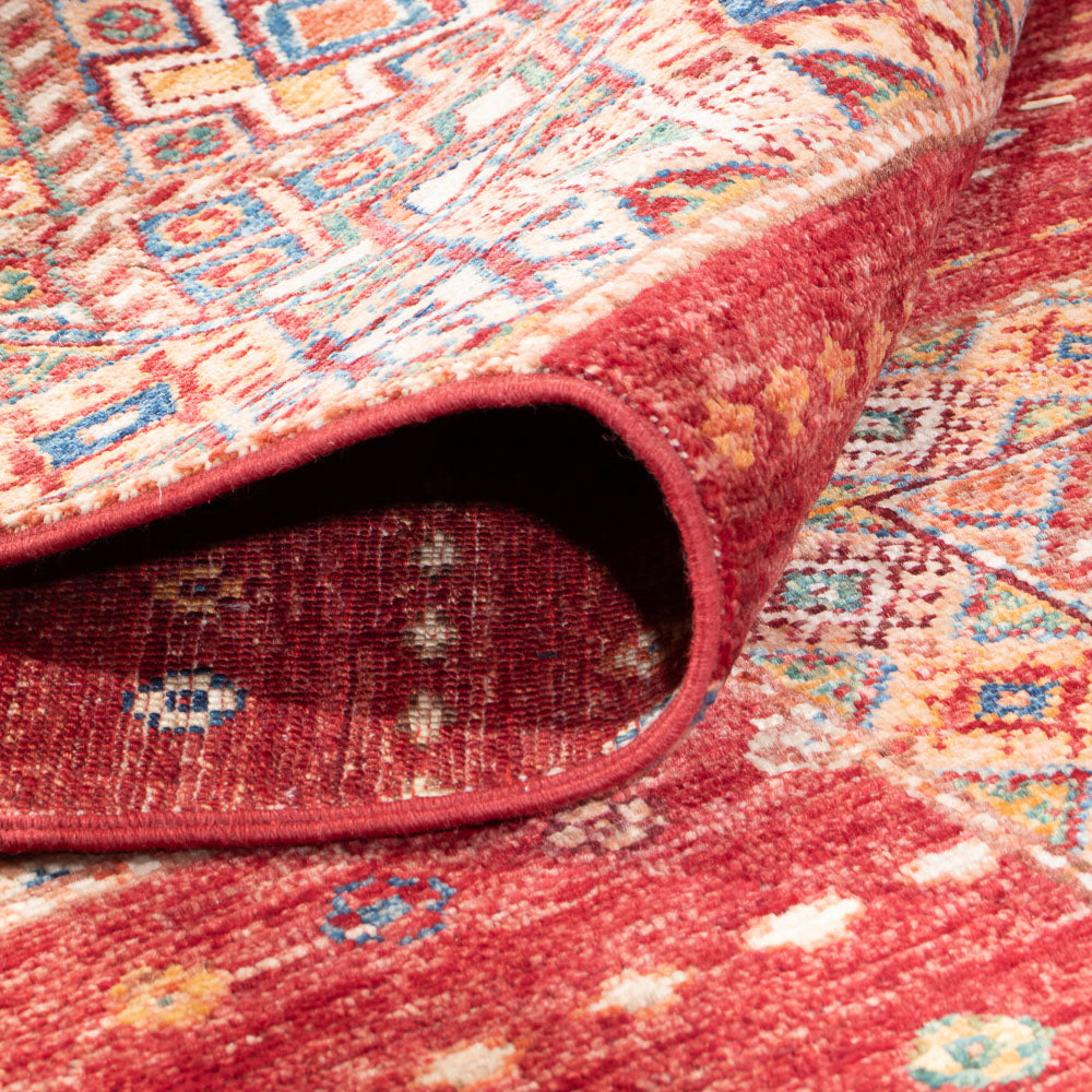 ARIANA RUG - Red - 2.35m x 1.75m