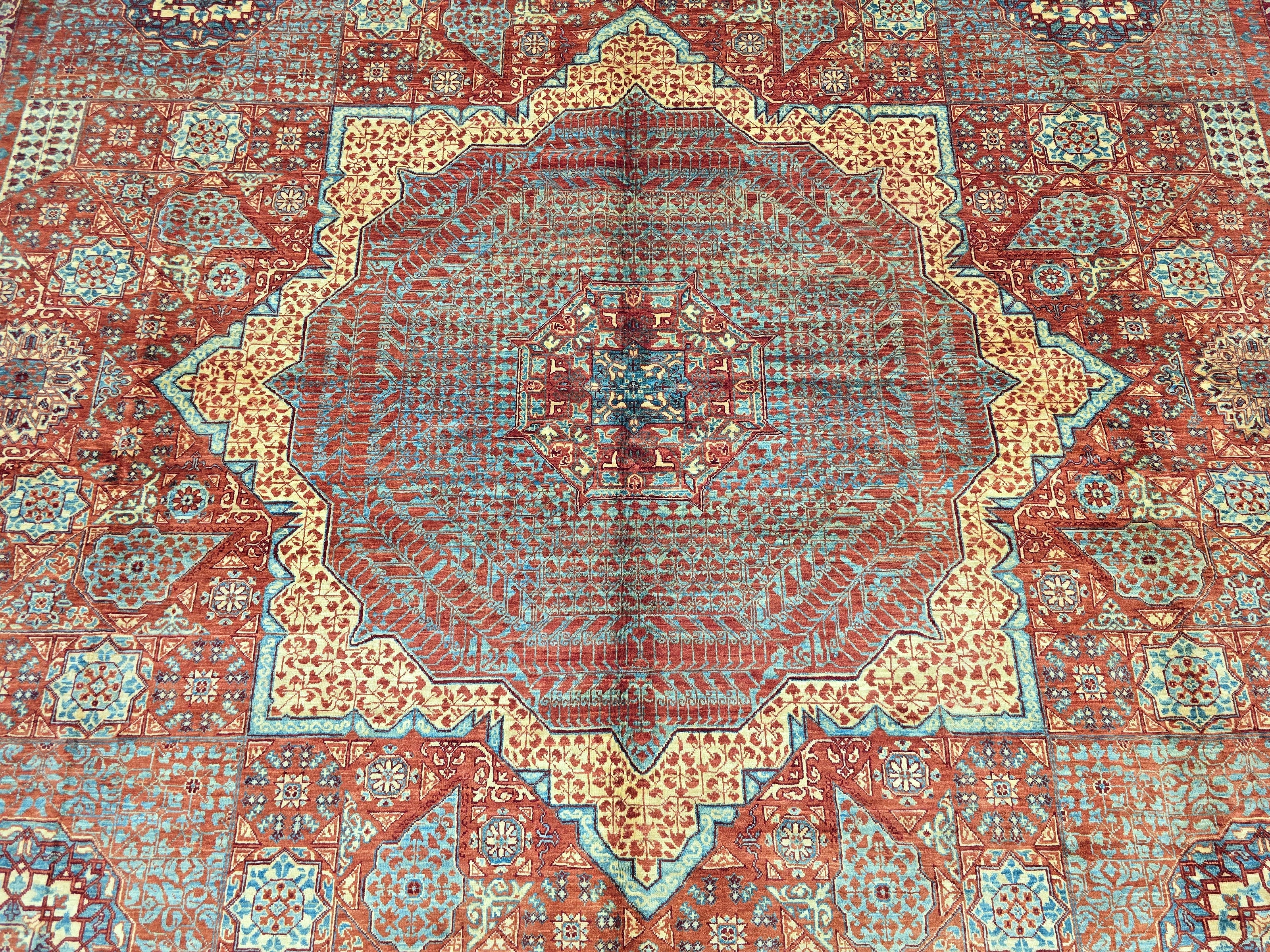 EXCLUSIVE MAMLOUK - 4.24m x 3.02m