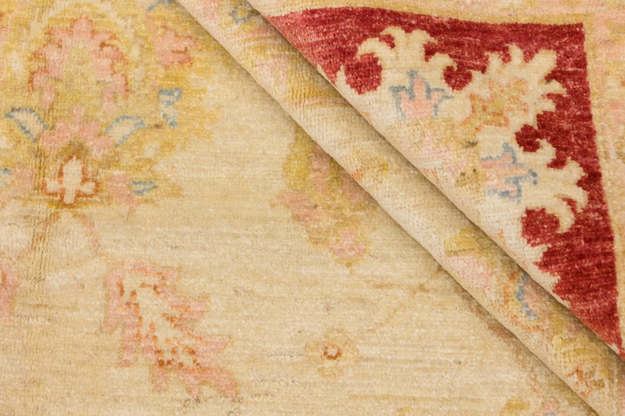 ROYAL KAISER - Beige Red - 3.94m x 3.05m