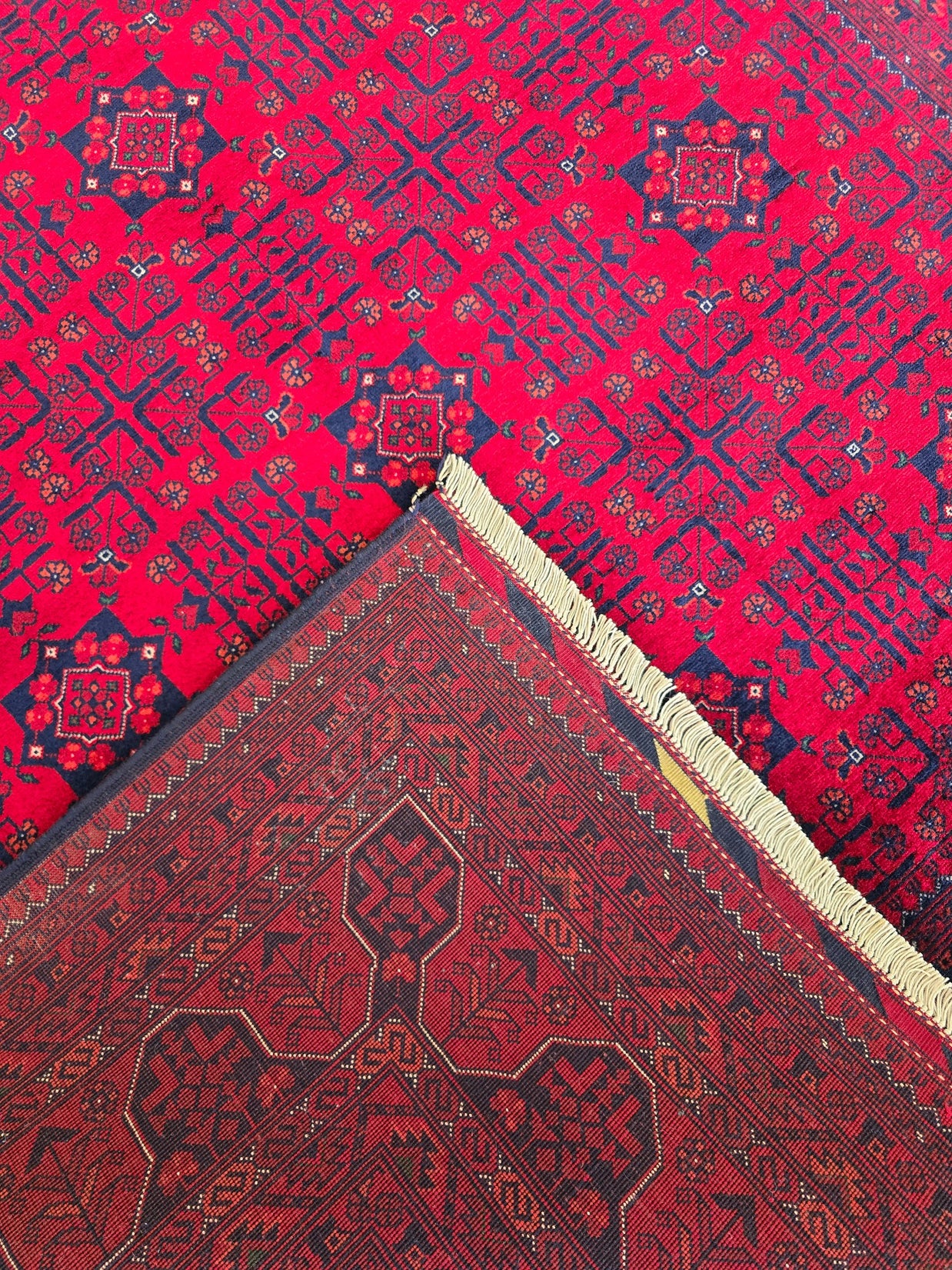 FINE AFGHAN BOKHARA - Red - 2.33m x 1.65m