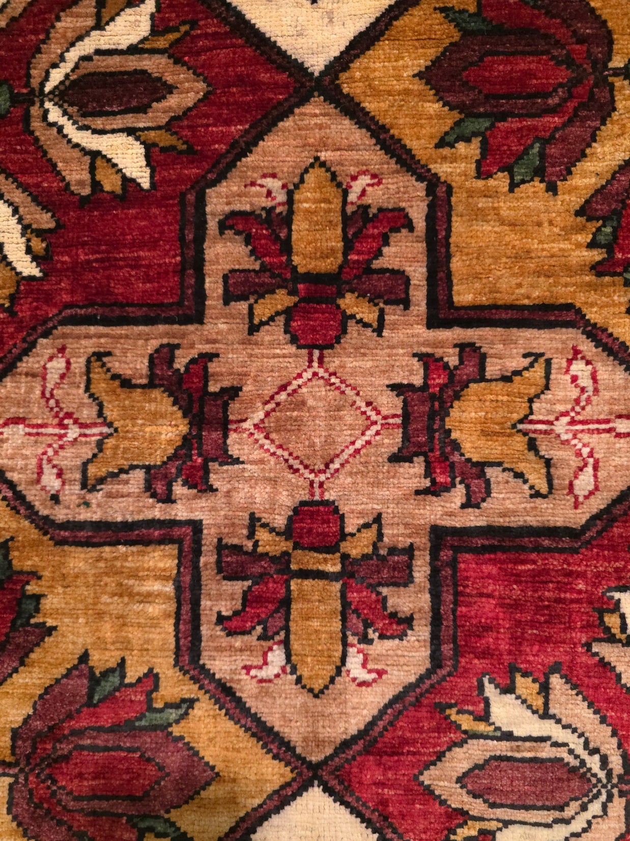 ARIANA DECORATIVE RUG - 1.98m x 1.20m