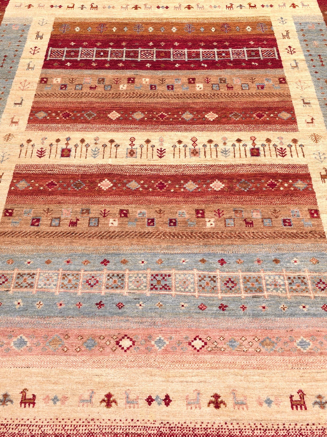 GABBEH - 2.44m x 1.72m