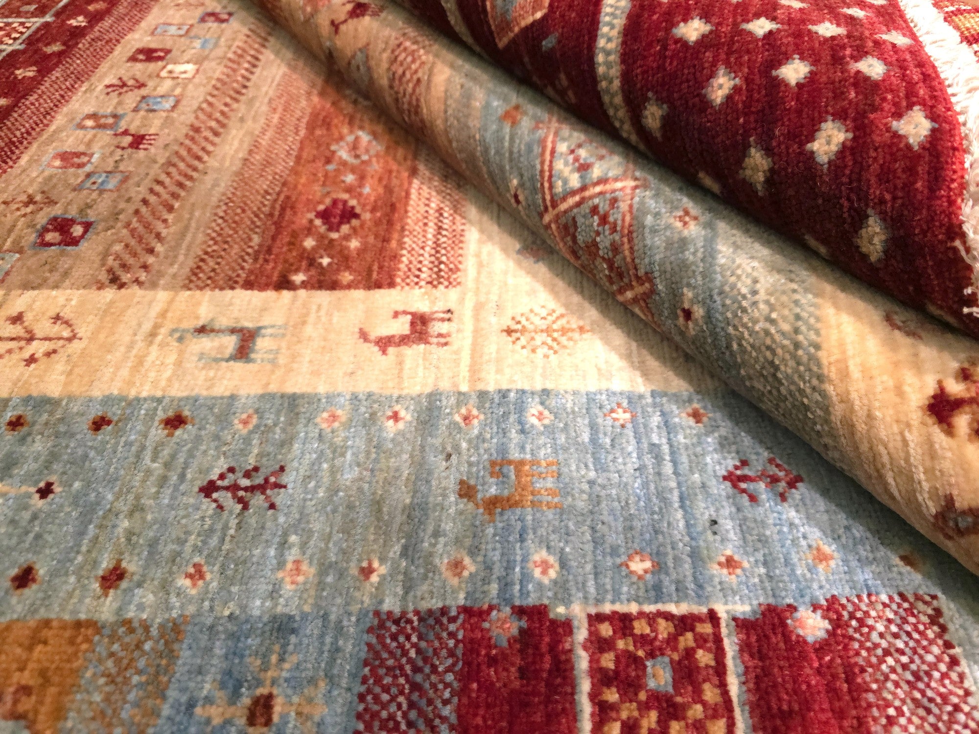 GABBEH DECORATIVE WOOL RUG - 2.07m x 1.52m