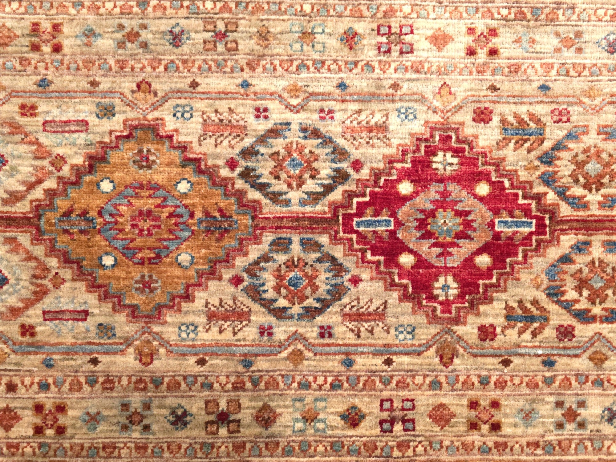 KHORJIN WOOL RUG - 2.35m x 1.74m