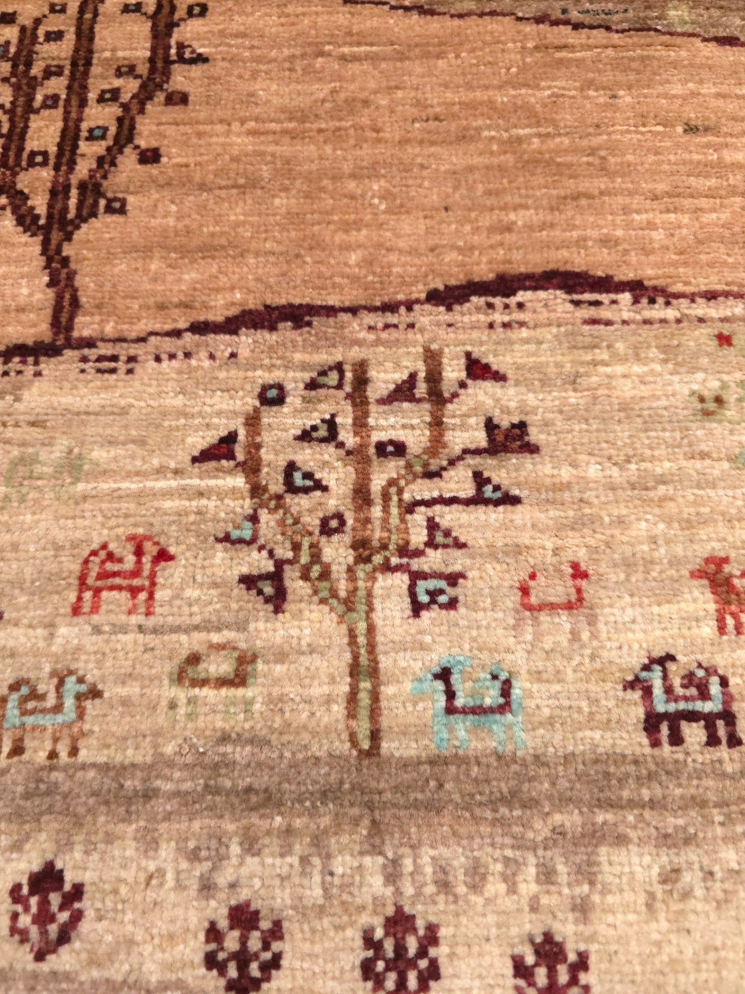 GABBEH DECORATIVE RUG - 1.50m x 0.98m
