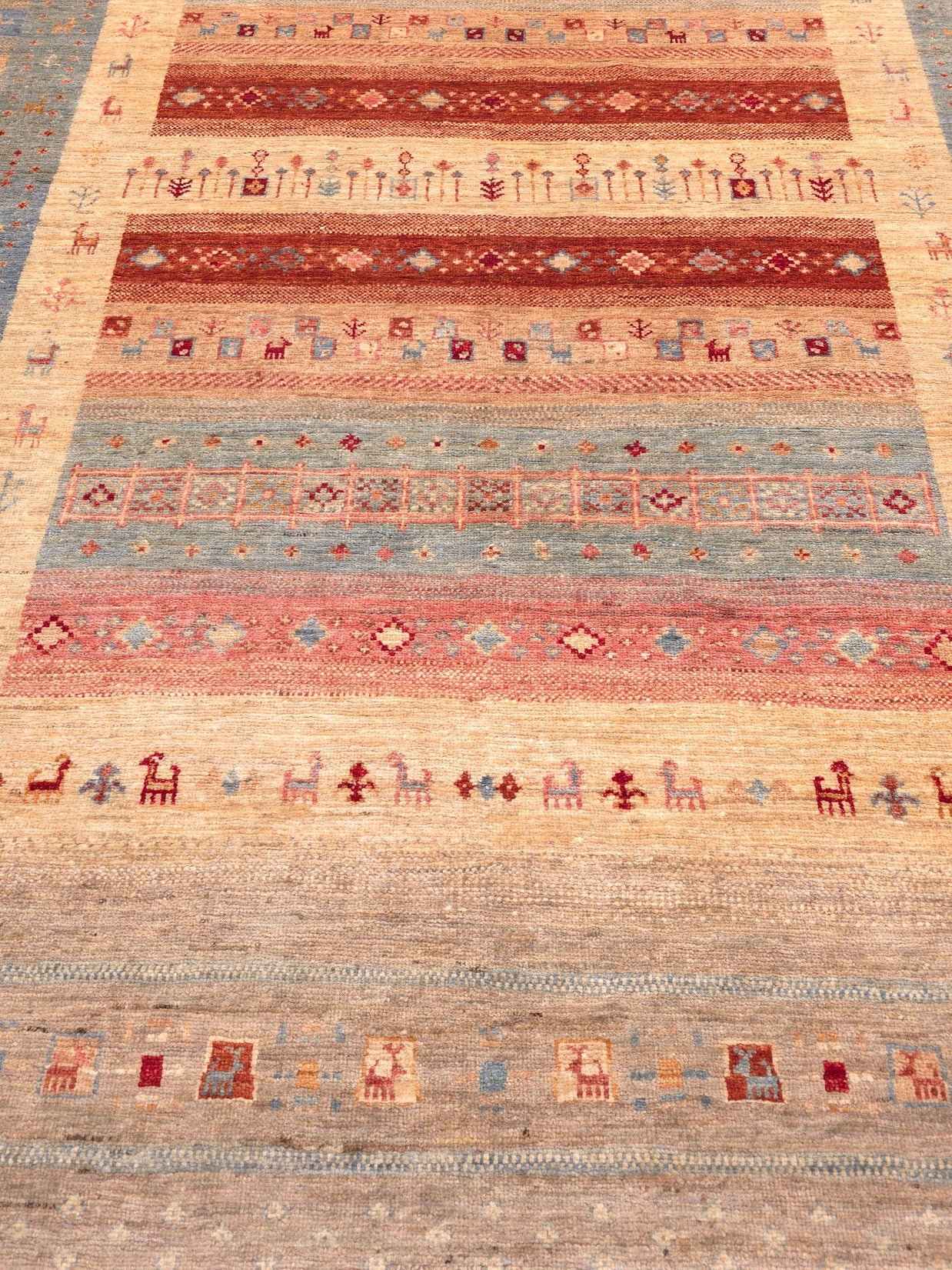GABBEH - 2.39m x 1.70m