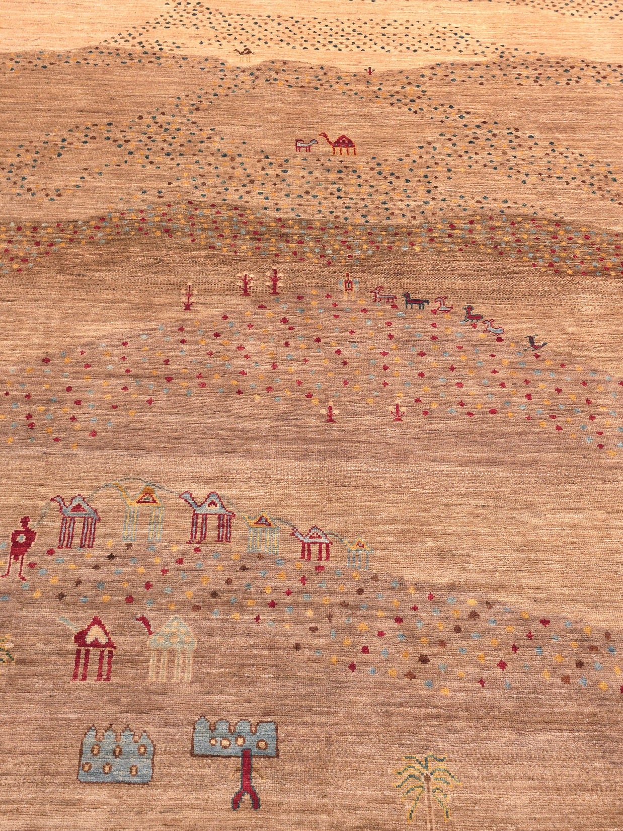 GABBEH - DESERT - 2.44m x 1.77m