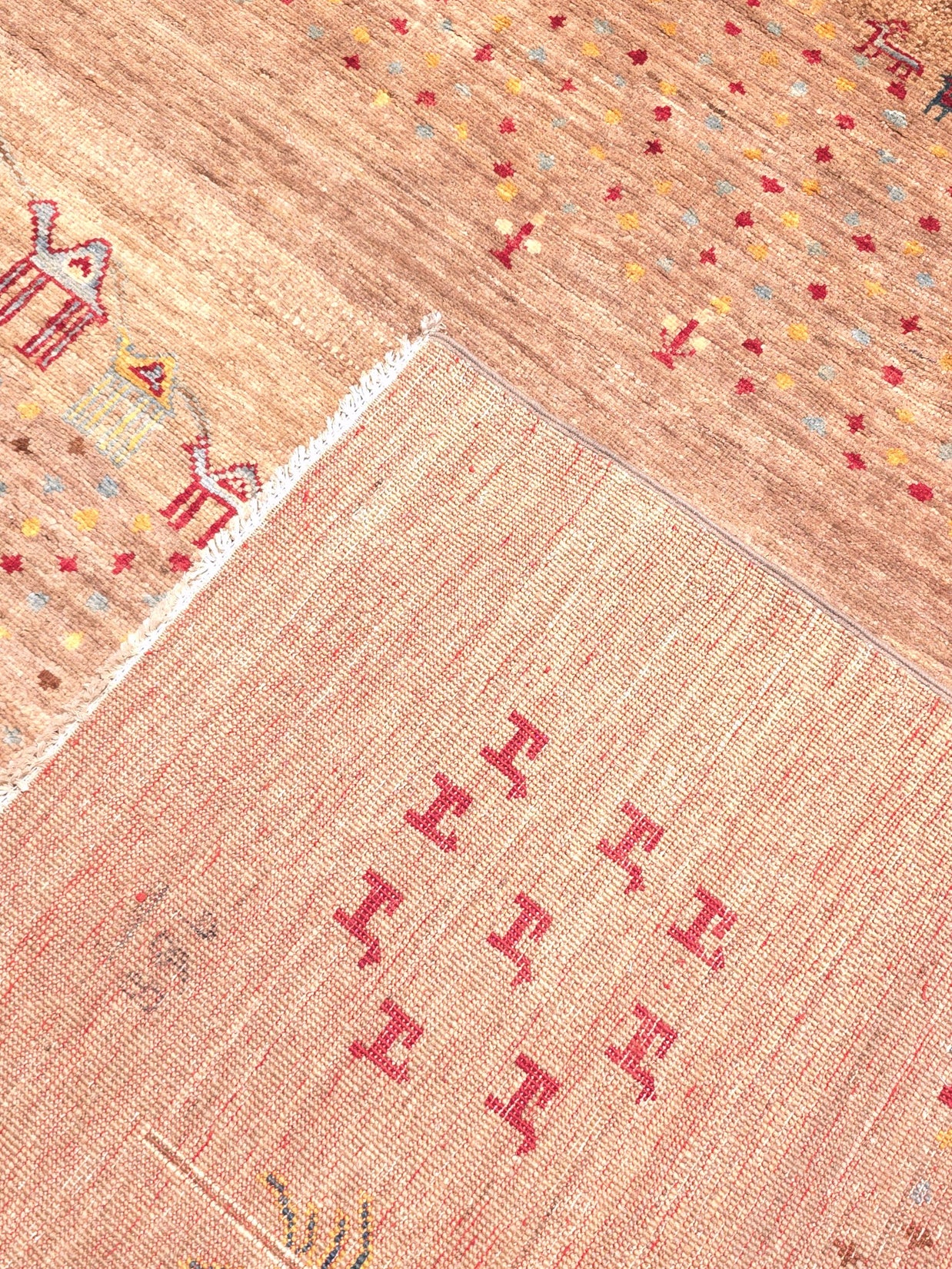 GABBEH - DESERT - 2.44m x 1.77m